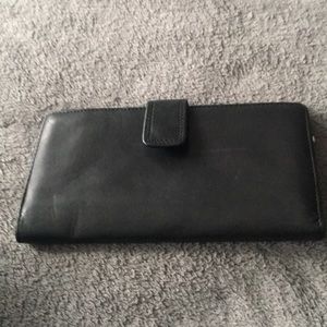 Small leather wallet
